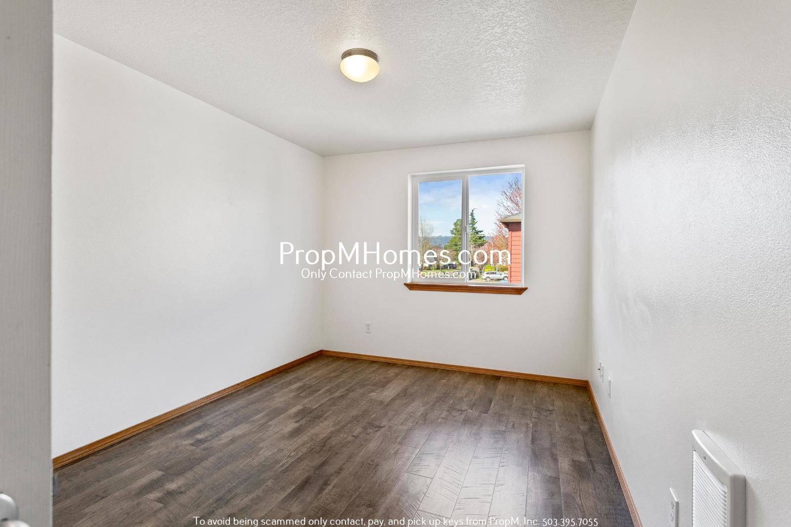 Charming Three Bedroom Newberg Home - Corner Lot! property image