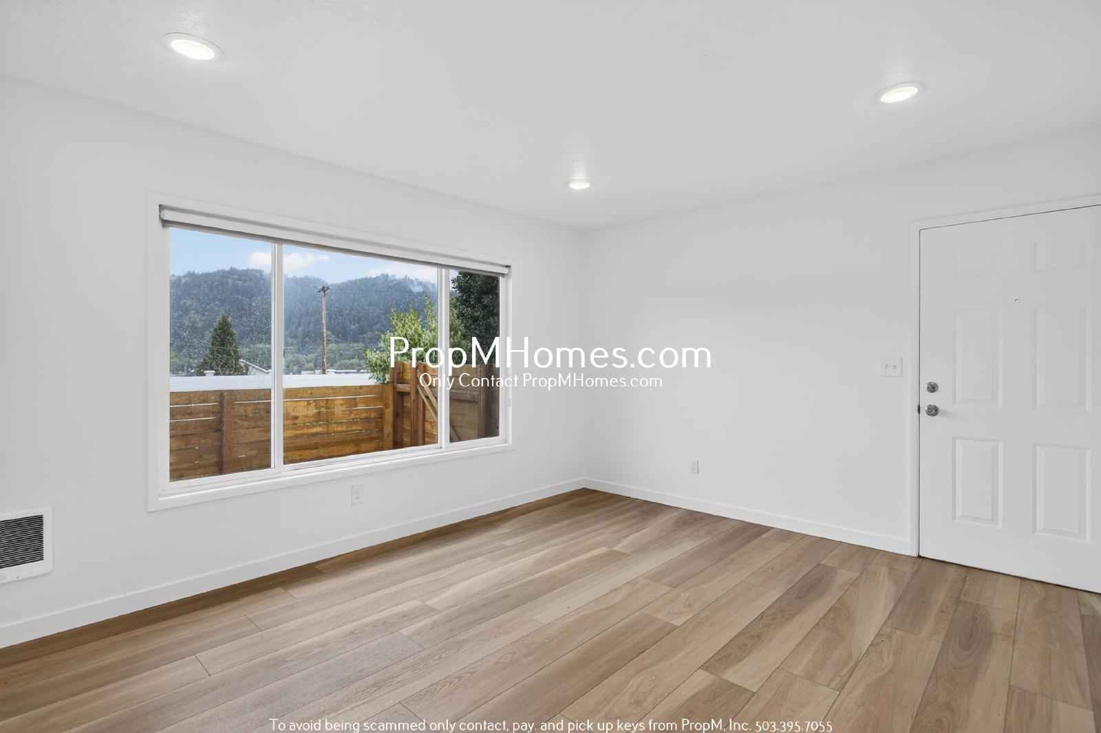 Updated Two Bedroom Unit with St Johns Views! property image