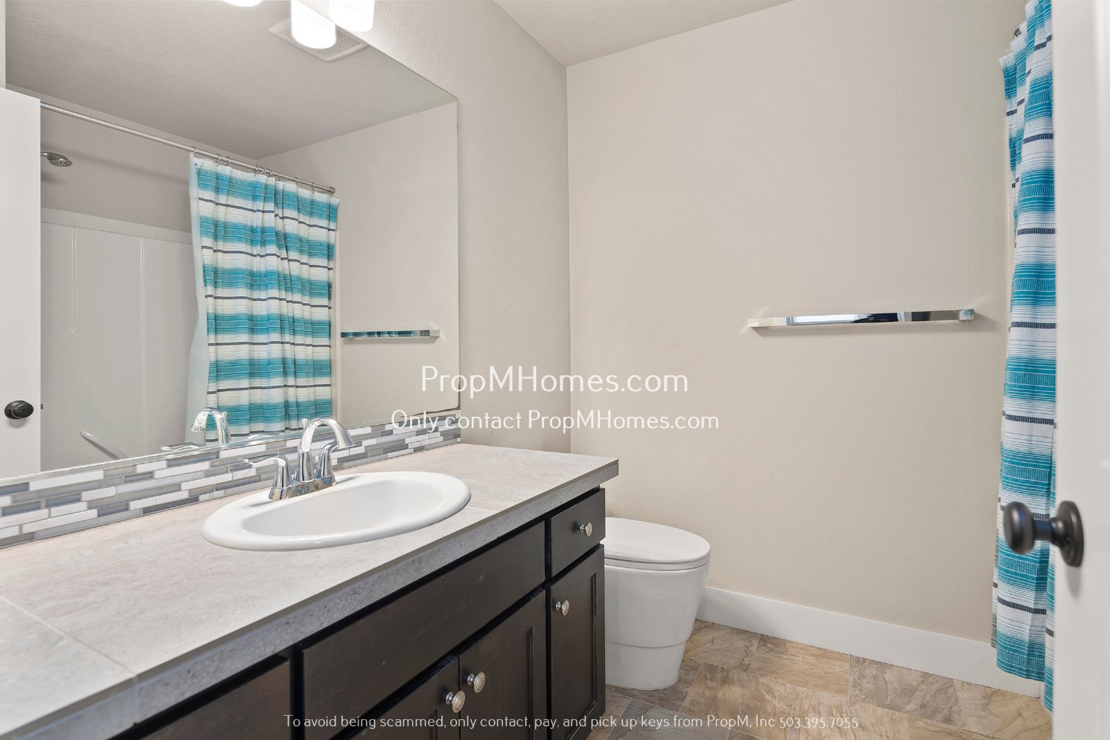 Terrific Milwaukie Three Bedroom Townhome - Close to Providence! property image