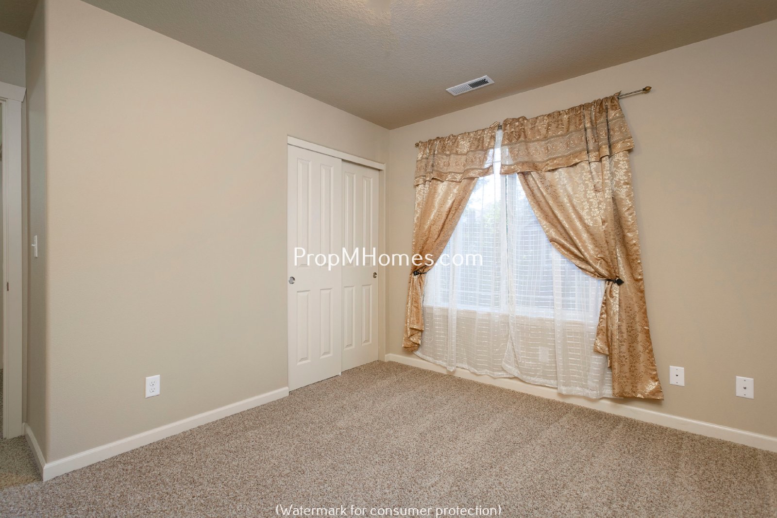 Charming Four Bedroom Home in Beaverton on Quiet Cul-De-Sac! property image