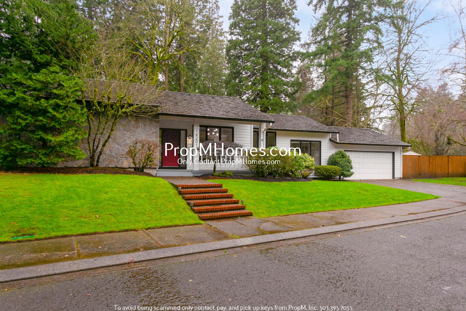 Updated Three Bedroom Gem in Lake Oswego! property image