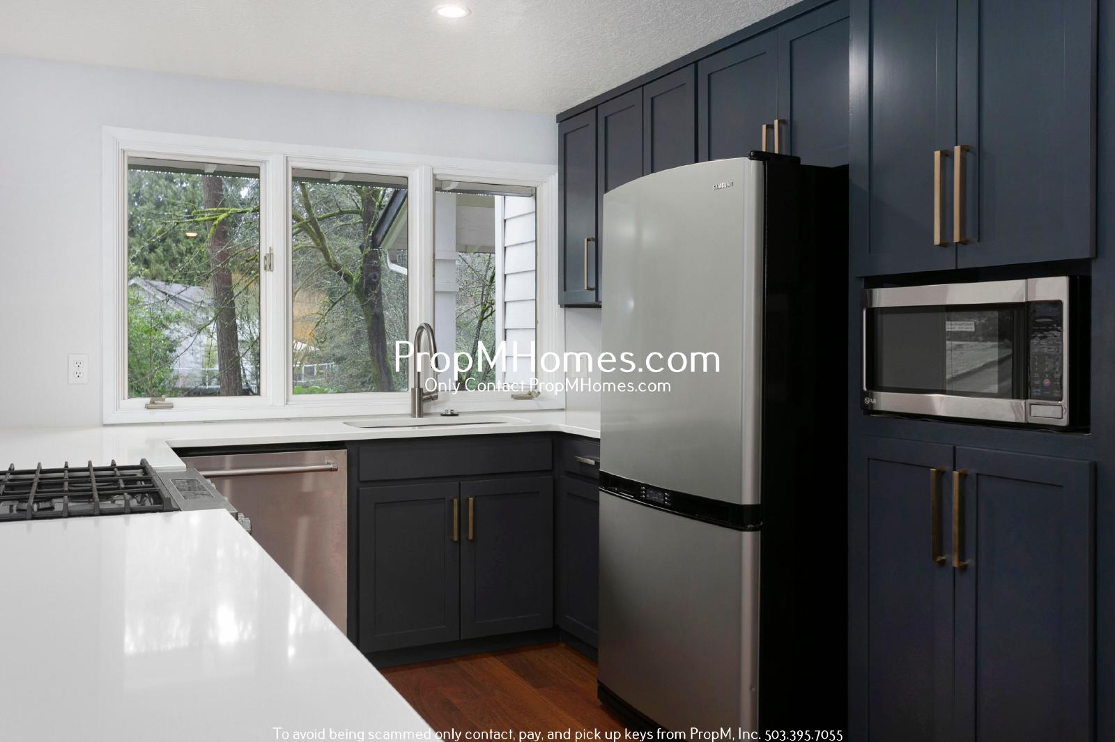 Updated Three Bedroom Gem in Lake Oswego! property image