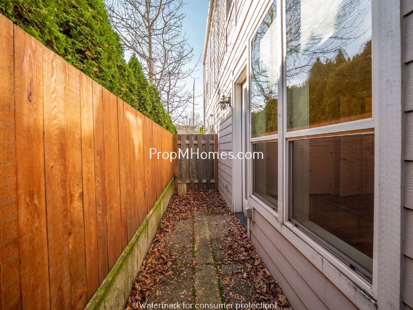Gorgeous Humboldt Two Bedroom Townhouse In North Portland! property image