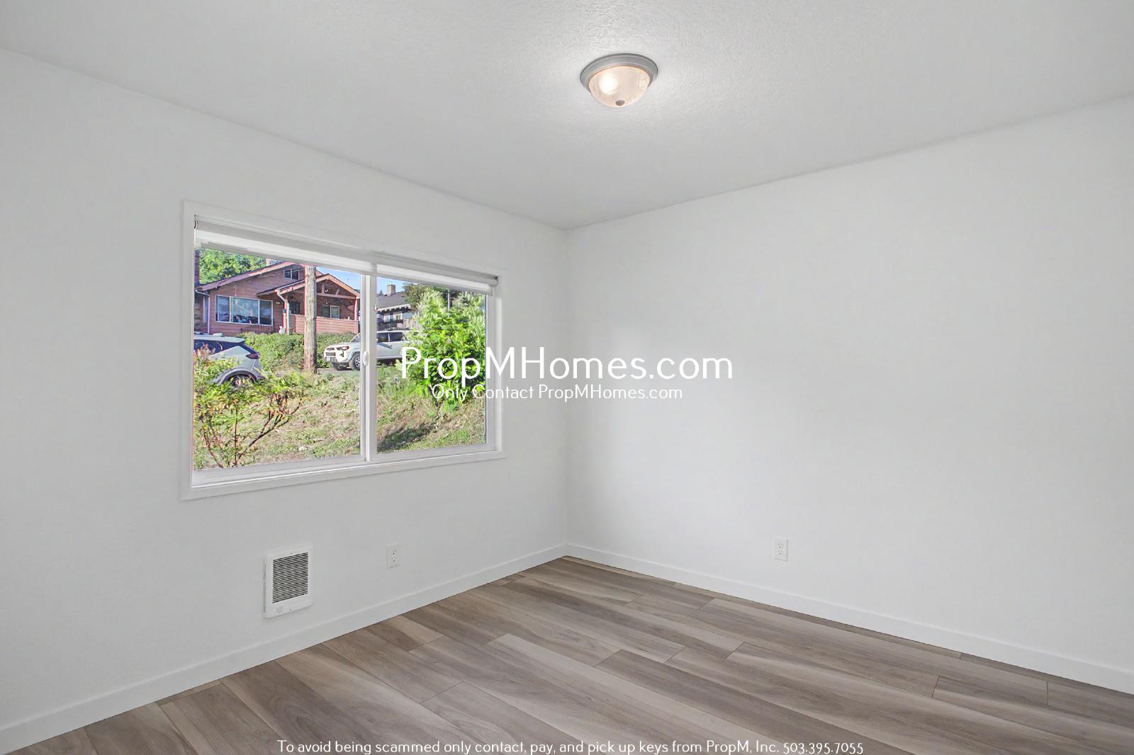 Updated Two Bedroom Unit in St Johns! property image