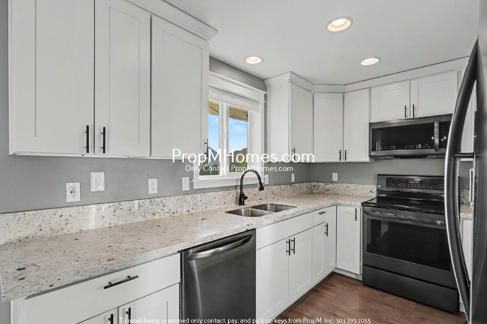 Beautifully Updated Four Bedroom Bethany Home! property image
