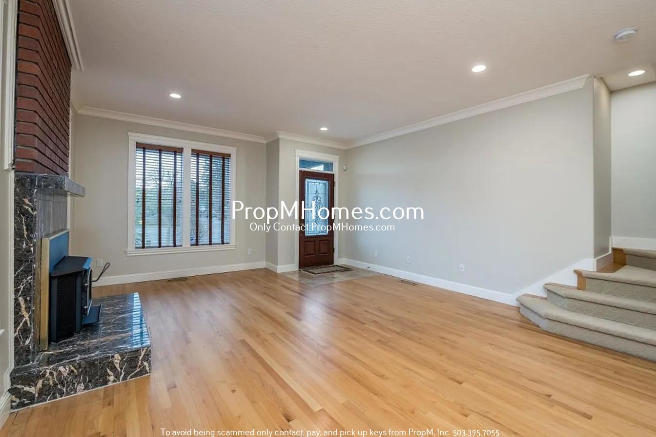 Gorgeous Three Bedroom Home in Centennial! property image