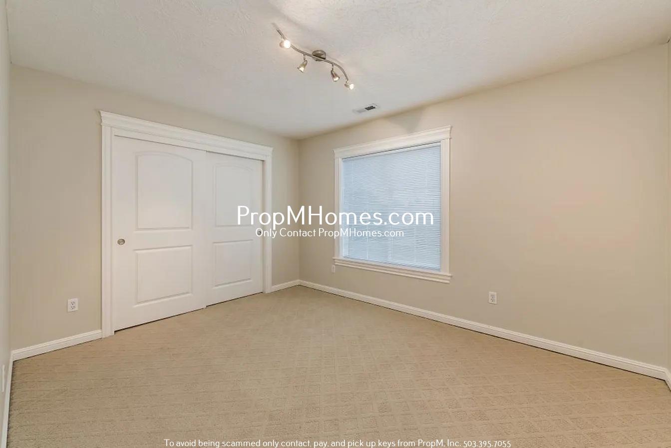 Gorgeous Three Bedroom Home in Centennial! property image