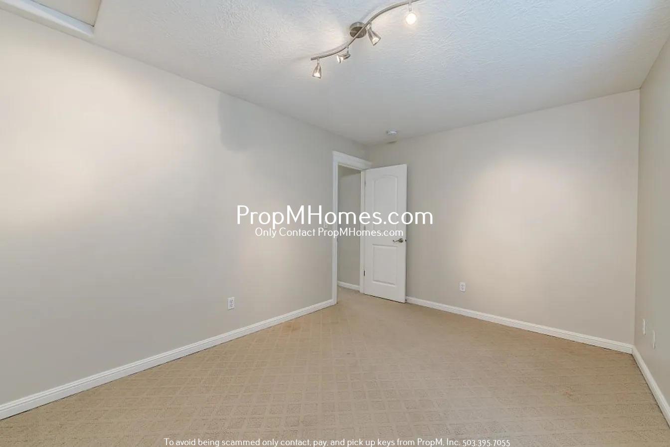 Gorgeous Three Bedroom Home in Centennial! property image