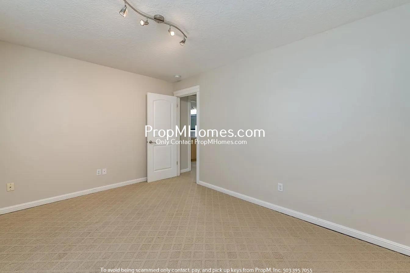 Gorgeous Three Bedroom Home in Centennial! property image