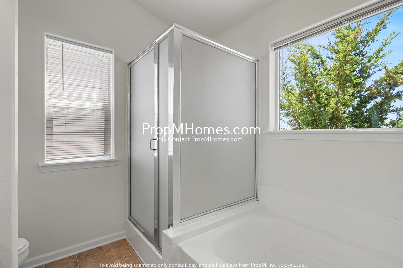 Four Bedroom Home with Amazing Views in Bull Mountain! DEPOSIT SPECIAL property image