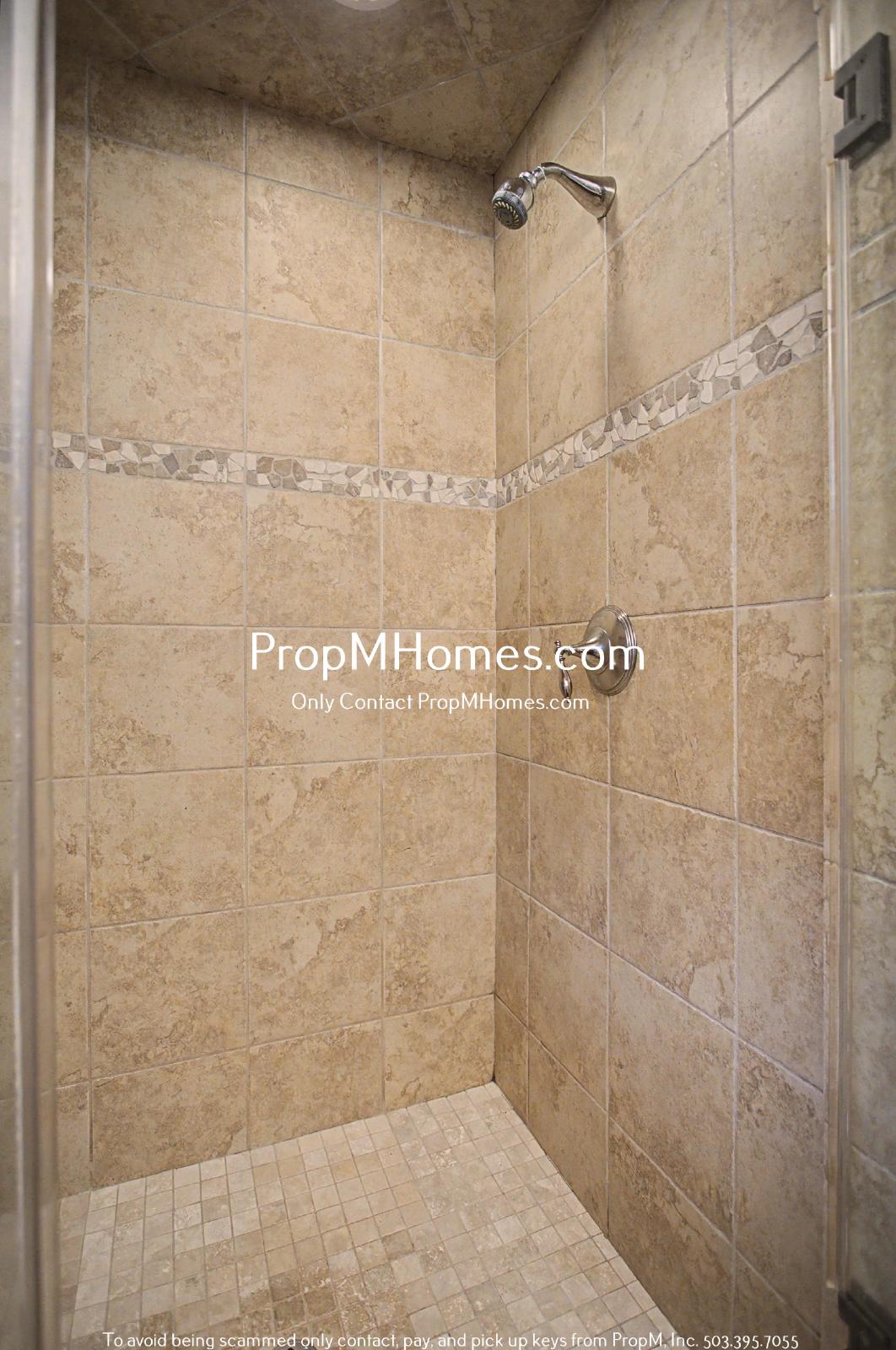 Unique Luxury Three Bedroom Home in Hallinan! property image