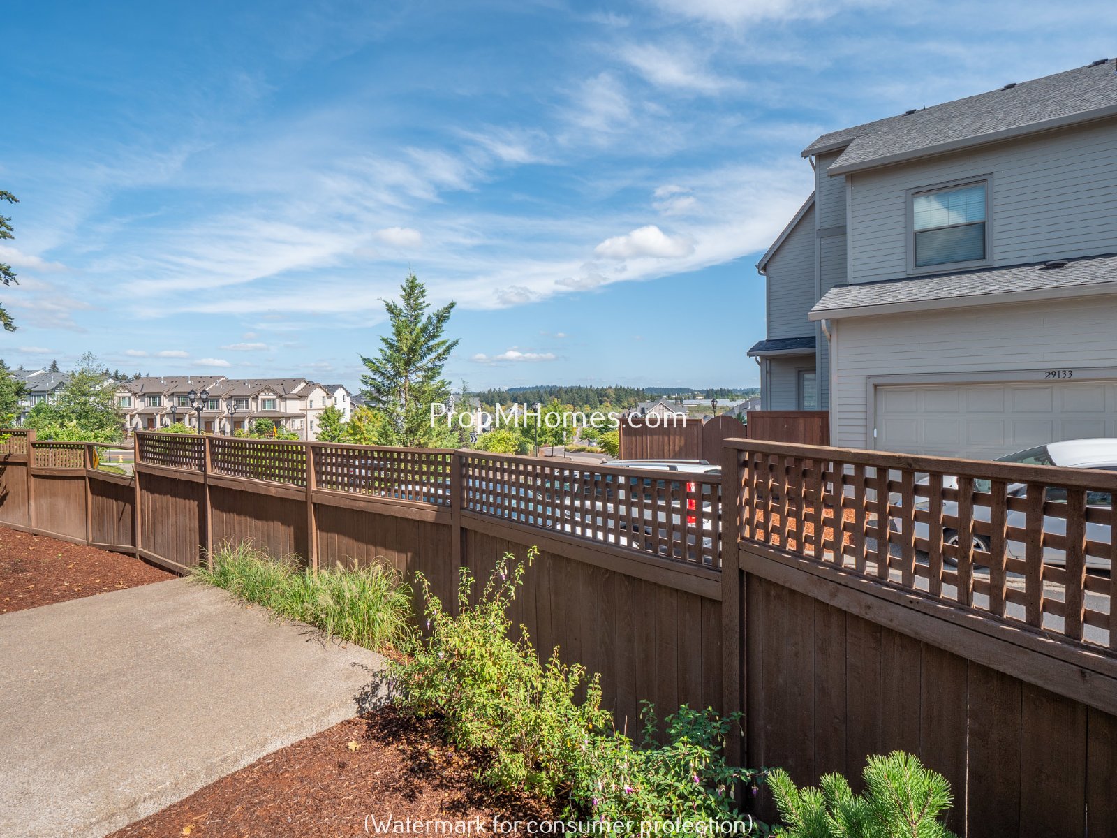 Fantastic Three Bedroom Home In Wilsonville On Corner Lot! property image