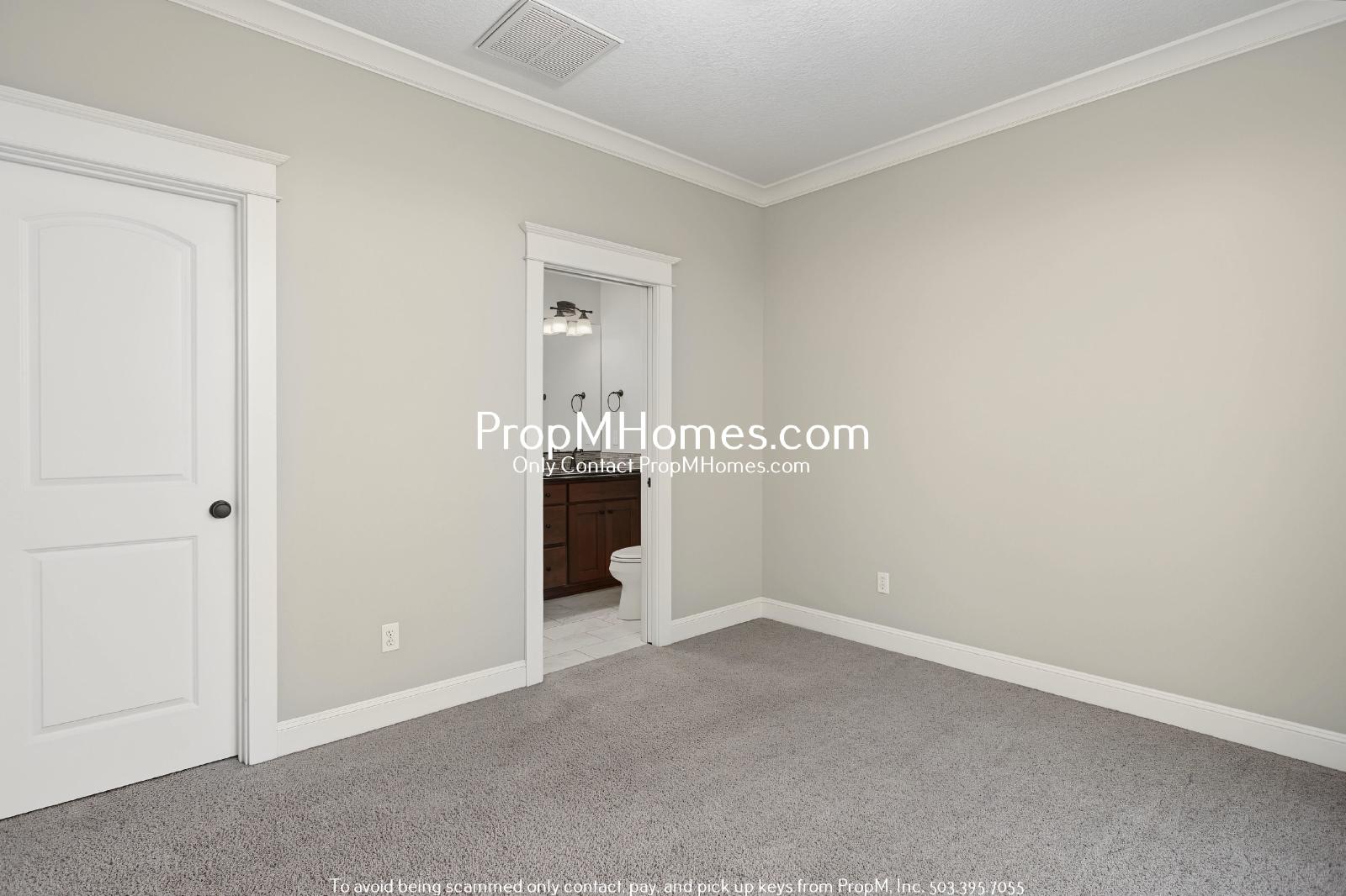 Beautiful Two Bedroom Townhouse In Humboldt - End Unit! property image