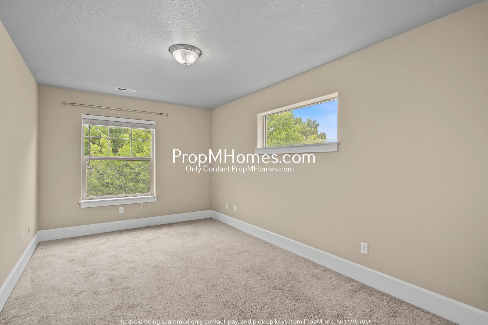 Beautiful Open Concept Three Bedroom Home In Bethany! property image