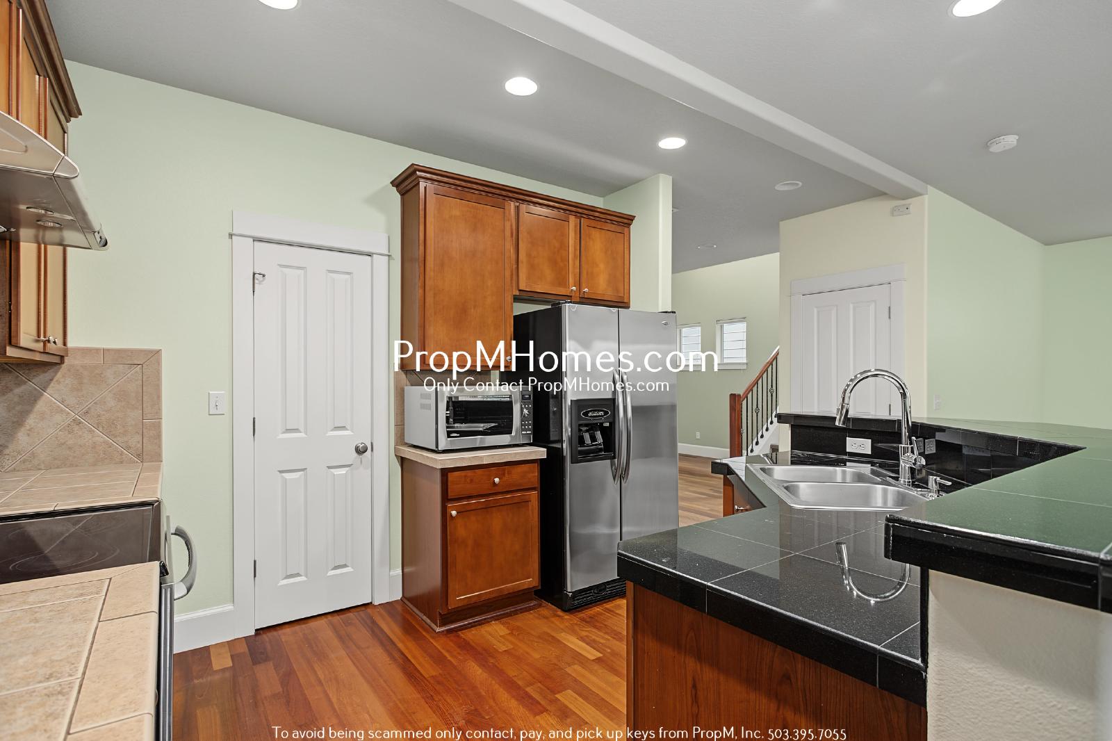 Beautiful Open Concept Three Bedroom Home In Bethany! property image