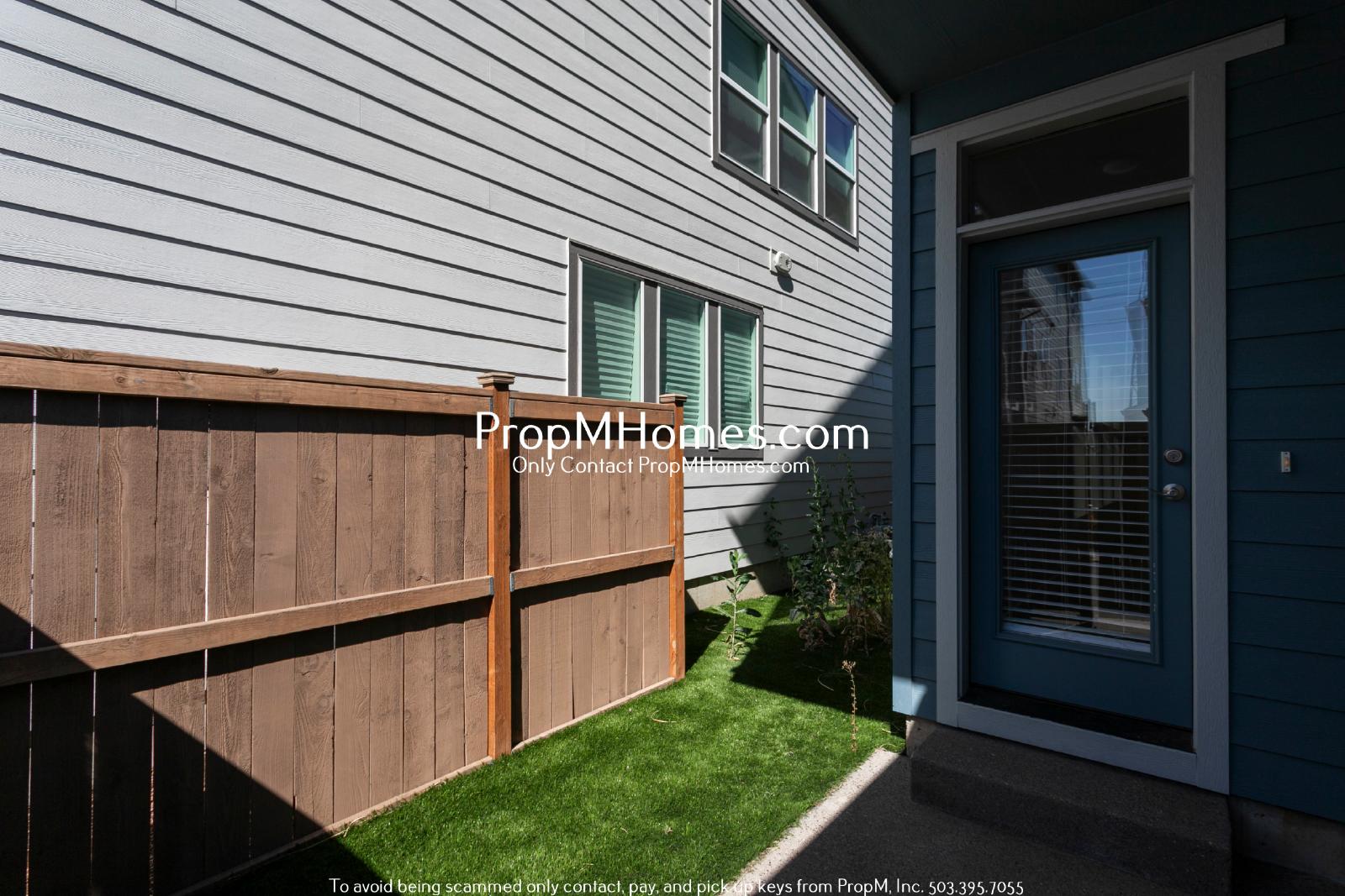 Newer Three Bedroom Home in Reed's Crossing! property image