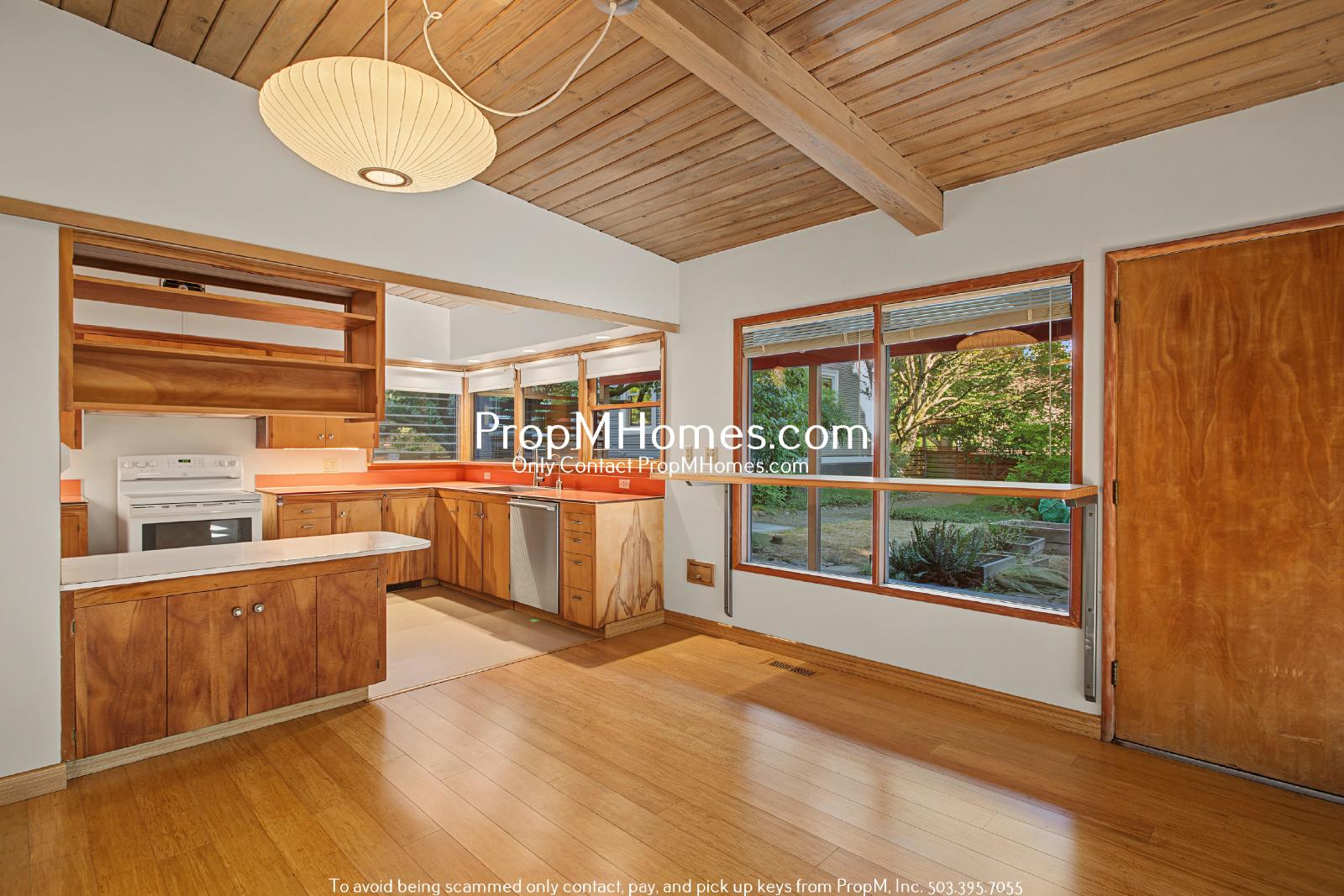 2 Bedroom Mid Century Modern Home with Total Privacy! property image