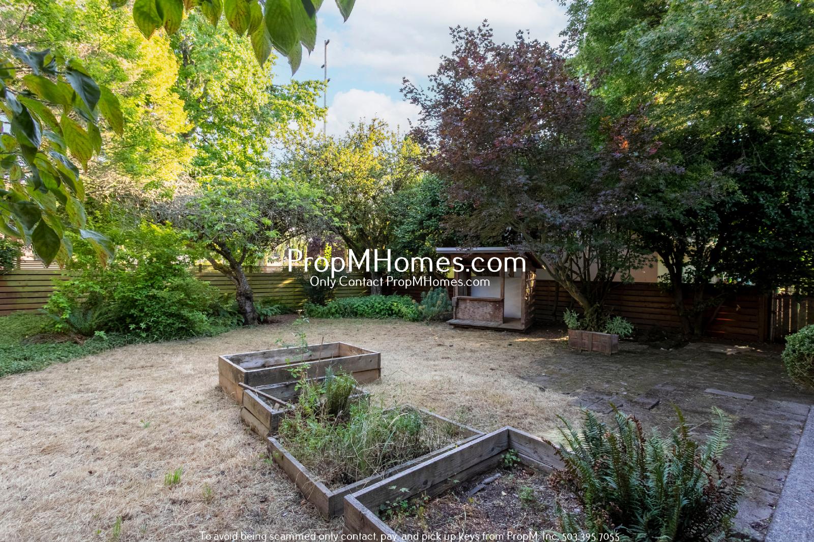 2 Bedroom Mid Century Modern Home with Total Privacy! property image