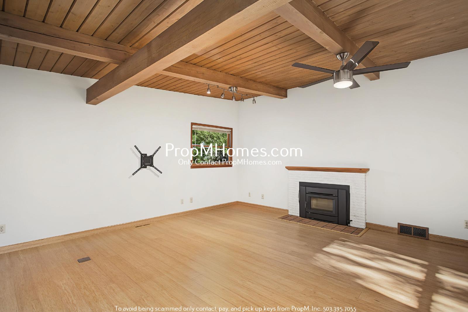 2 Bedroom Mid Century Modern Home with Total Privacy! property image