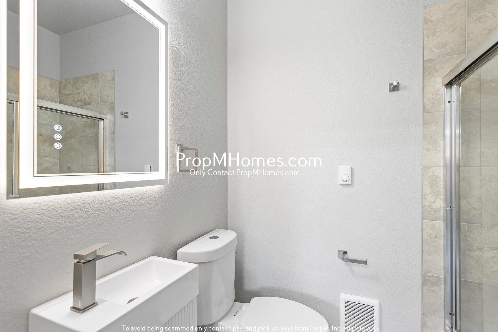 Brand New 2 Bedroom Unit in the Heart of Multnomah Village! property image
