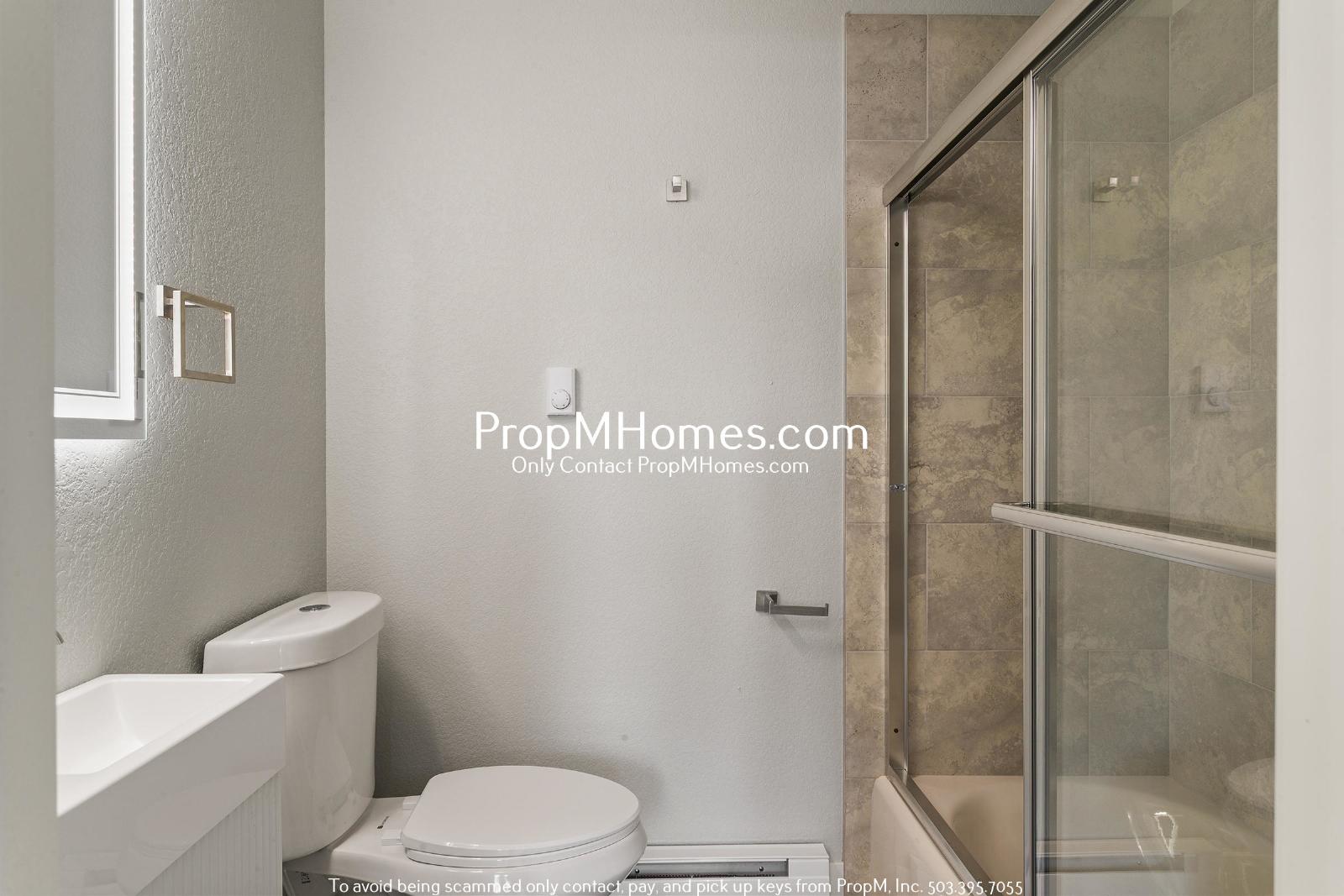 Brand New 2 Bedroom Unit in the Heart of Multnomah Village! property image