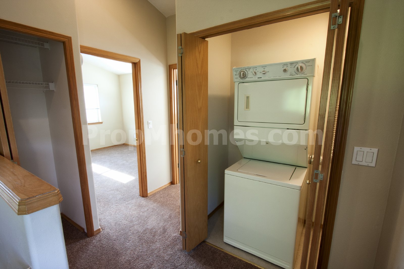 Spacious One Bedroom in Clackamas with Attached Garage! property image