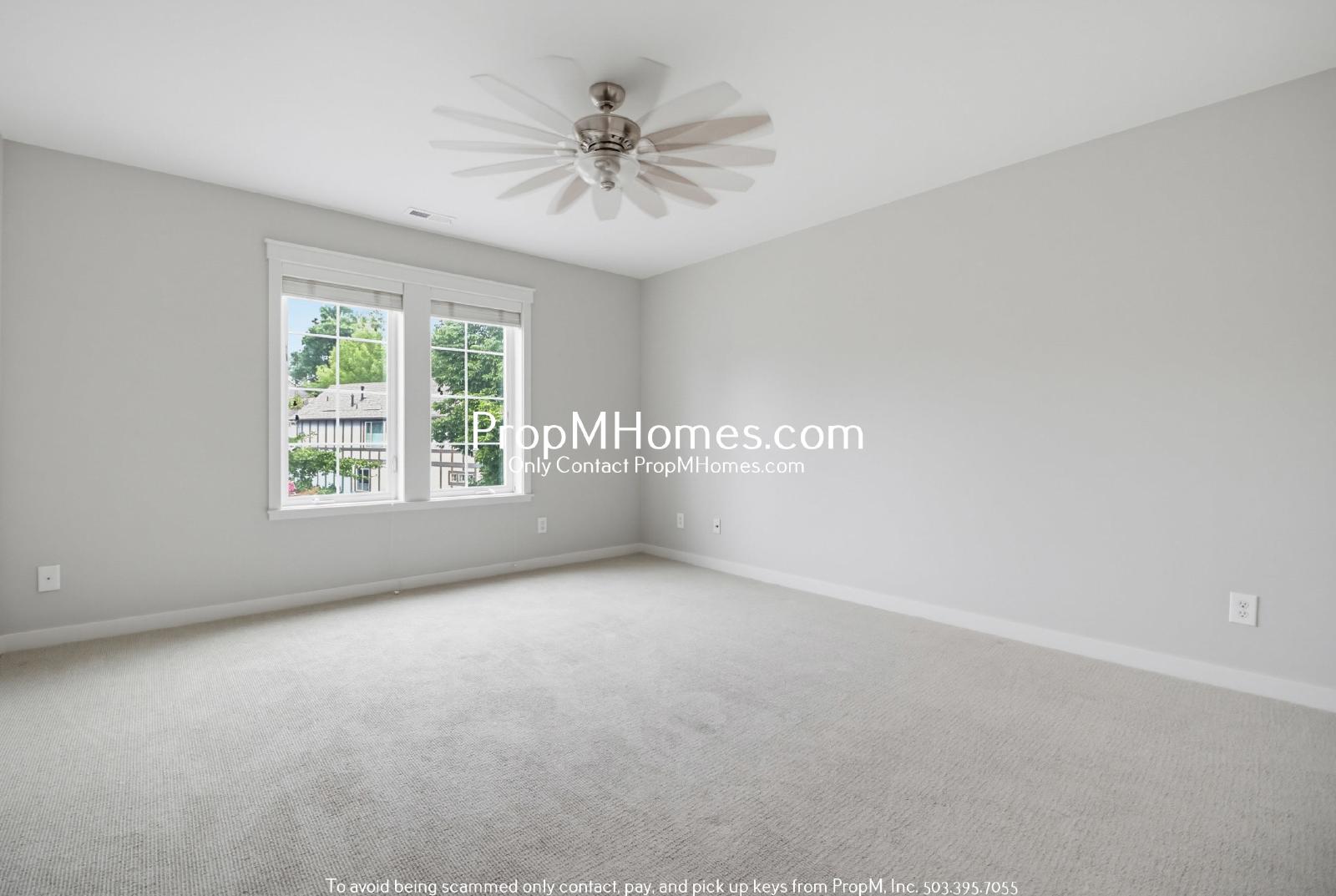 Updated Three Bedroom Home in Villebois - Corner Lot! property image