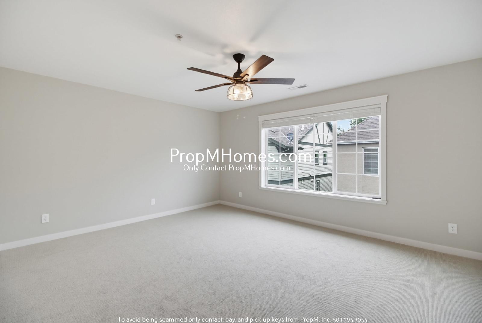 Updated Three Bedroom Home in Villebois - Corner Lot! property image