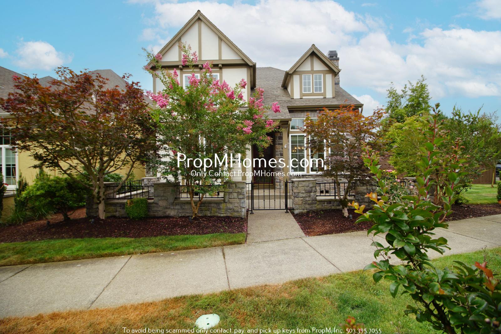 Updated Three Bedroom Home in Villebois - Corner Lot! property image