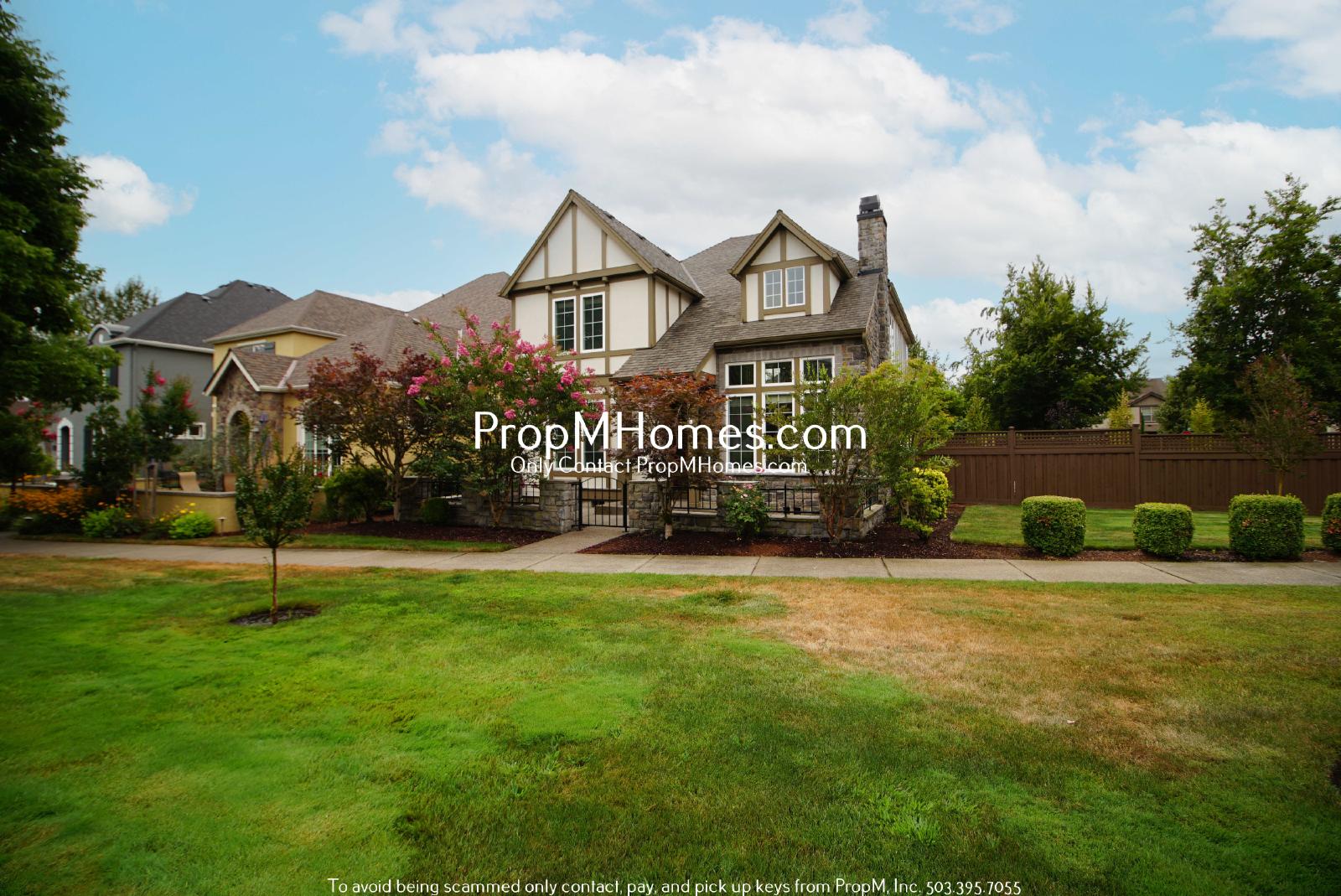 Updated Three Bedroom Home in Villebois - Corner Lot! property image