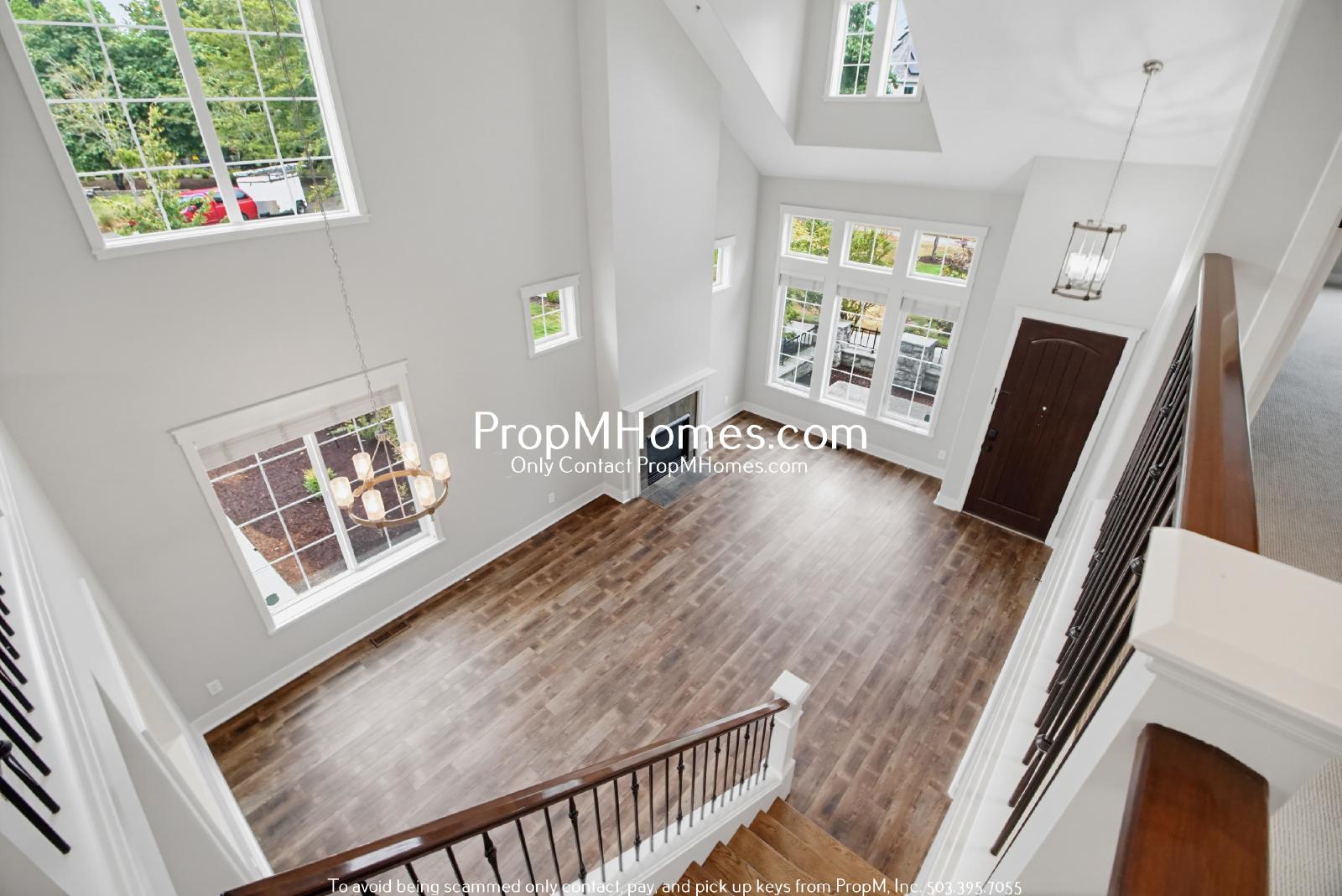 Updated Three Bedroom Home in Villebois - Corner Lot! property image