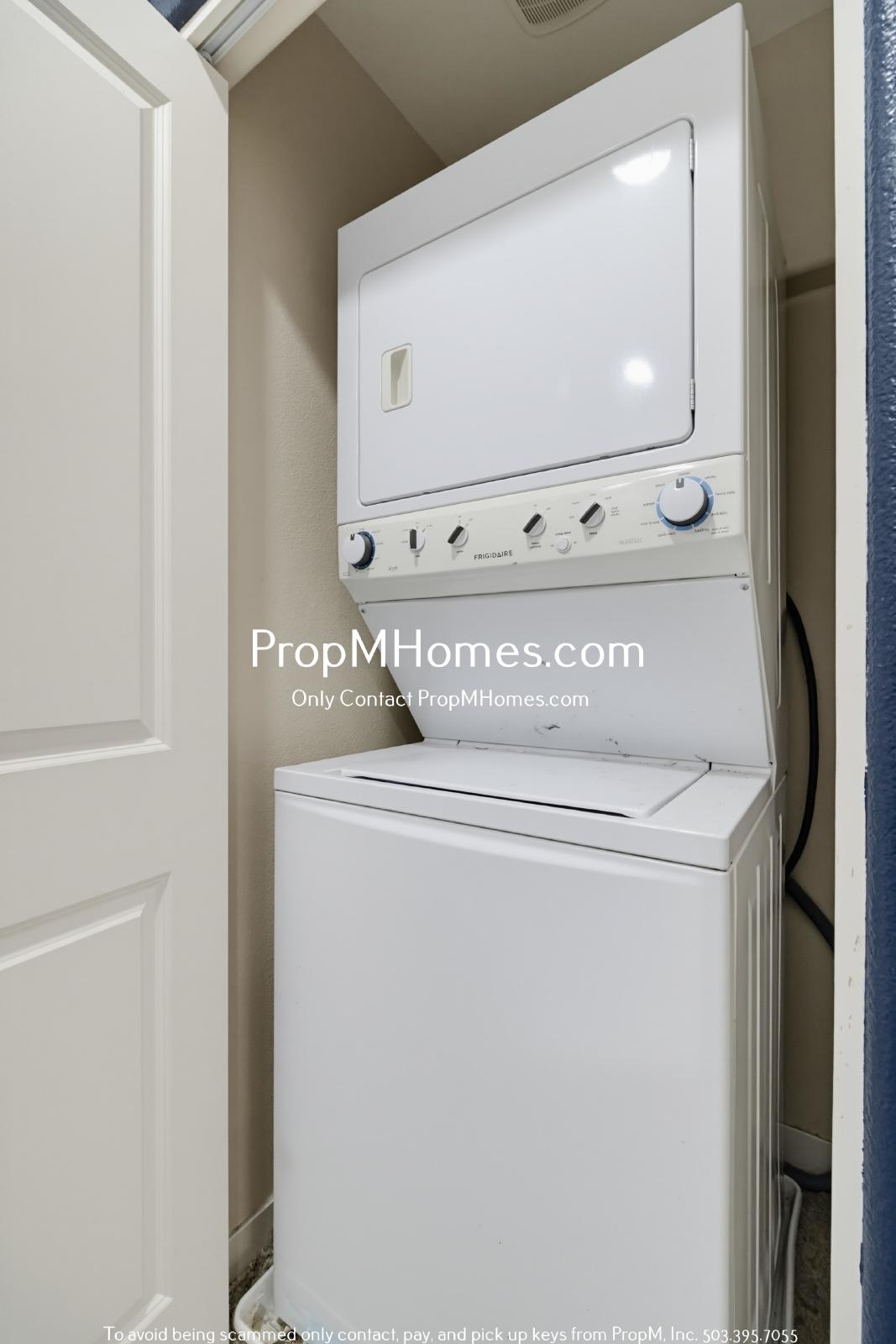 Spacious Villebois Townhome with Bonus Space! property image