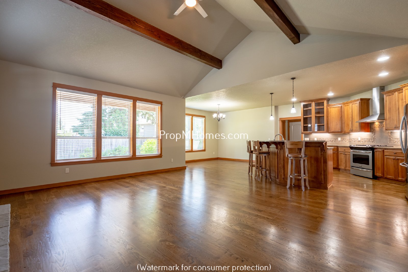 Gorgeous Craftsman Three Bedroom + Office/Den in Canby! property image