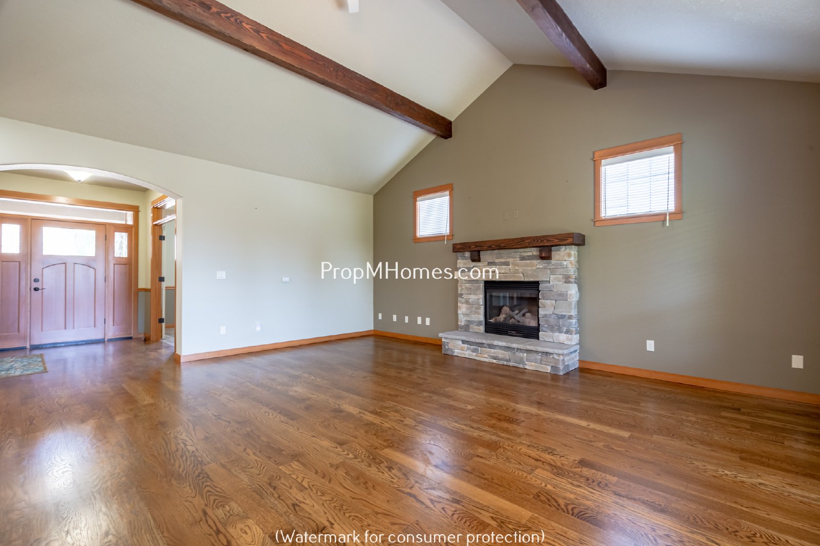 Gorgeous Craftsman Three Bedroom + Office/Den in Canby! property image