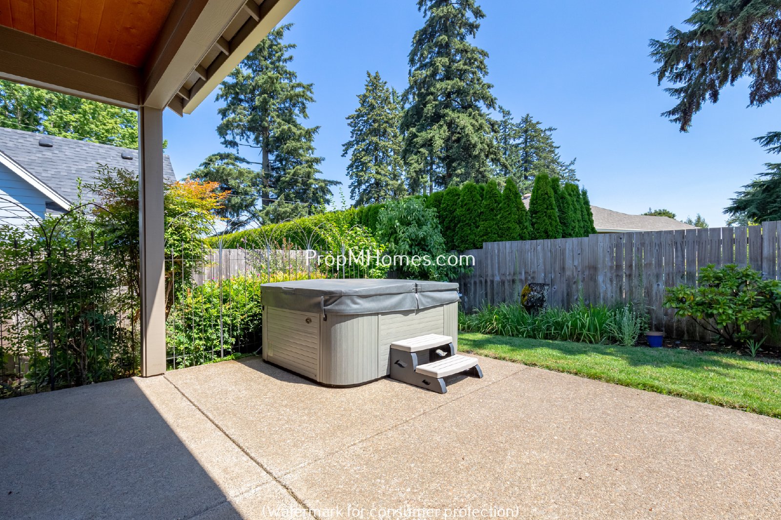 Gorgeous Craftsman Three Bedroom + Office/Den in Canby! property image