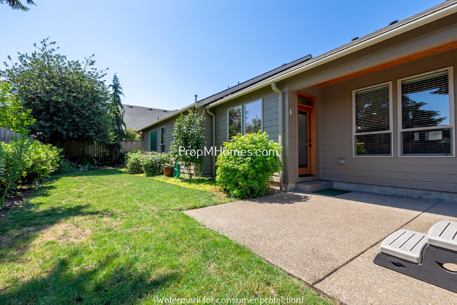 Gorgeous Craftsman Three Bedroom + Office/Den in Canby! property image