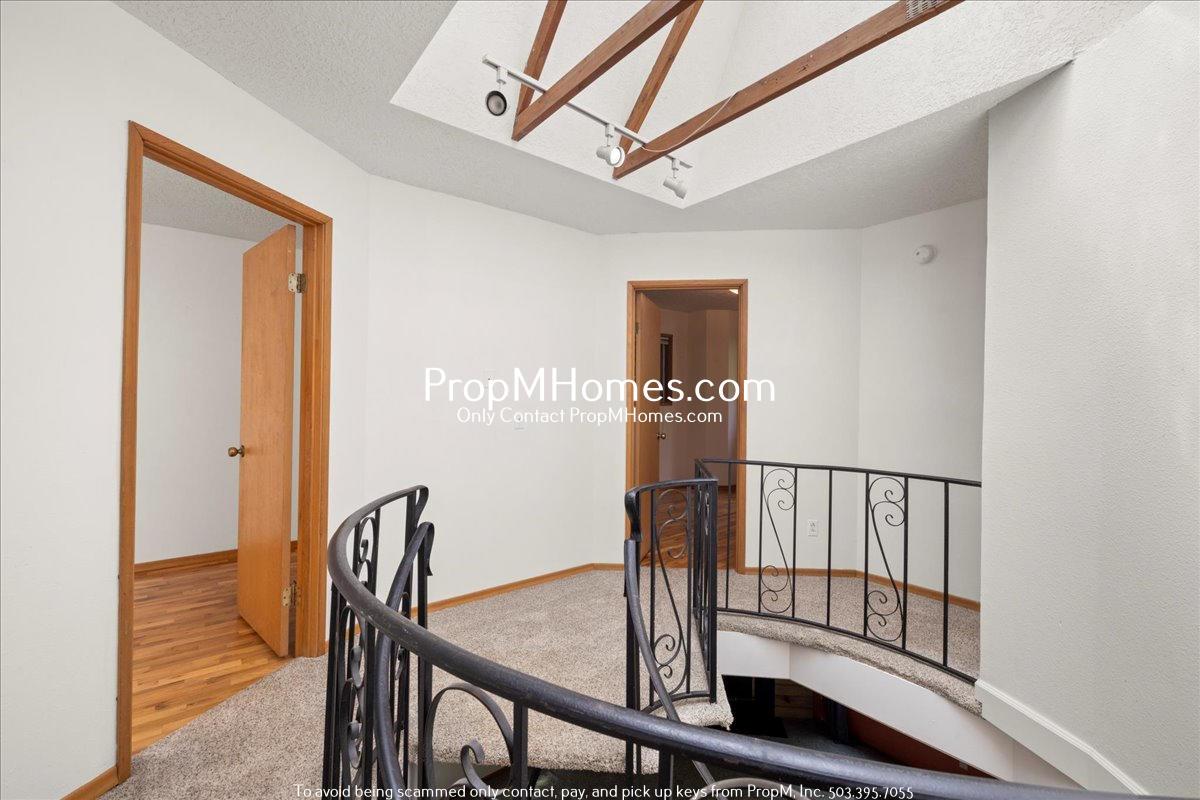 Rare Home Find - Forest Setting Right Outside of Sherwood! property image