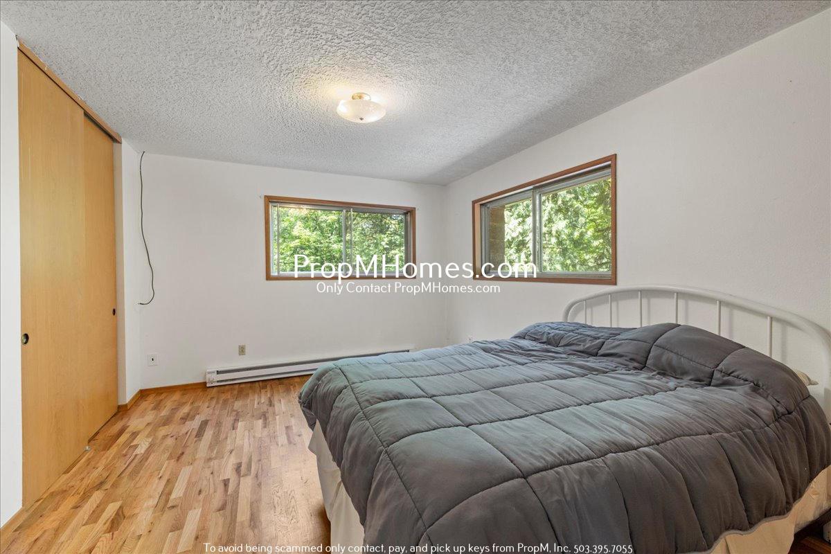 Rare Home Find - Forest Setting Right Outside of Sherwood! property image