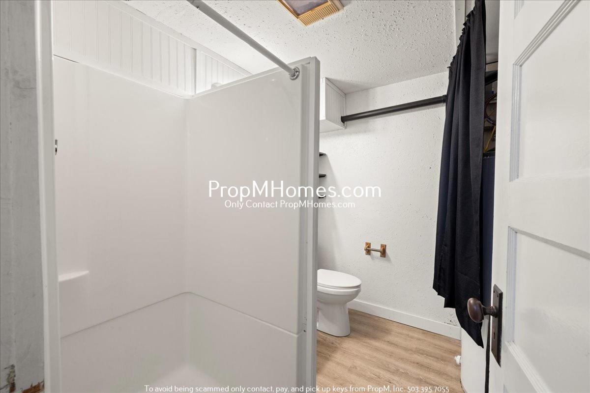 Rare Home Find - Forest Setting Right Outside of Sherwood! property image