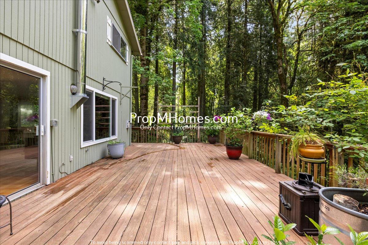 Rare Home Find - Forest Setting Right Outside of Sherwood! property image