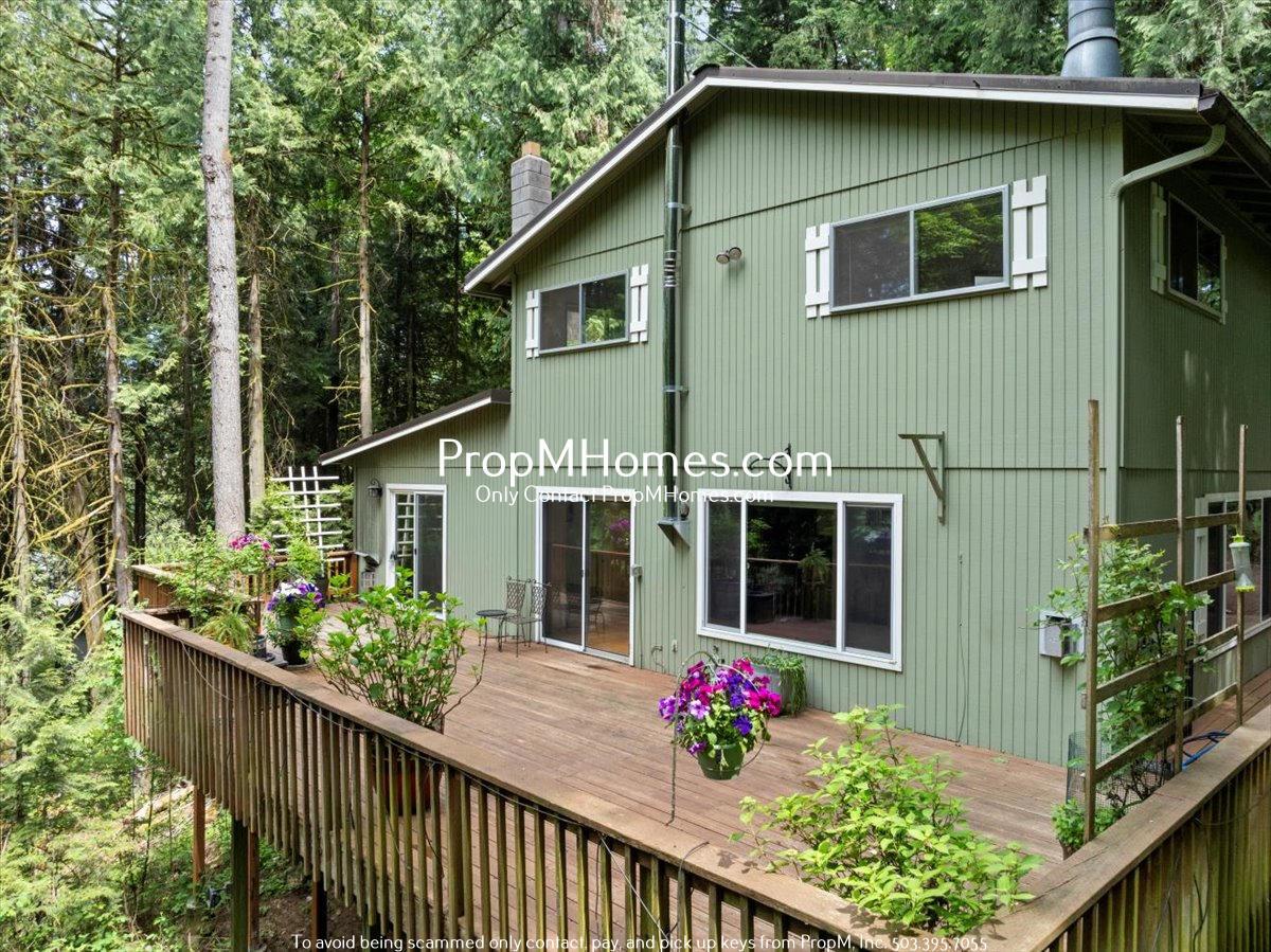Rare Home Find - Forest Setting Right Outside of Sherwood! property image