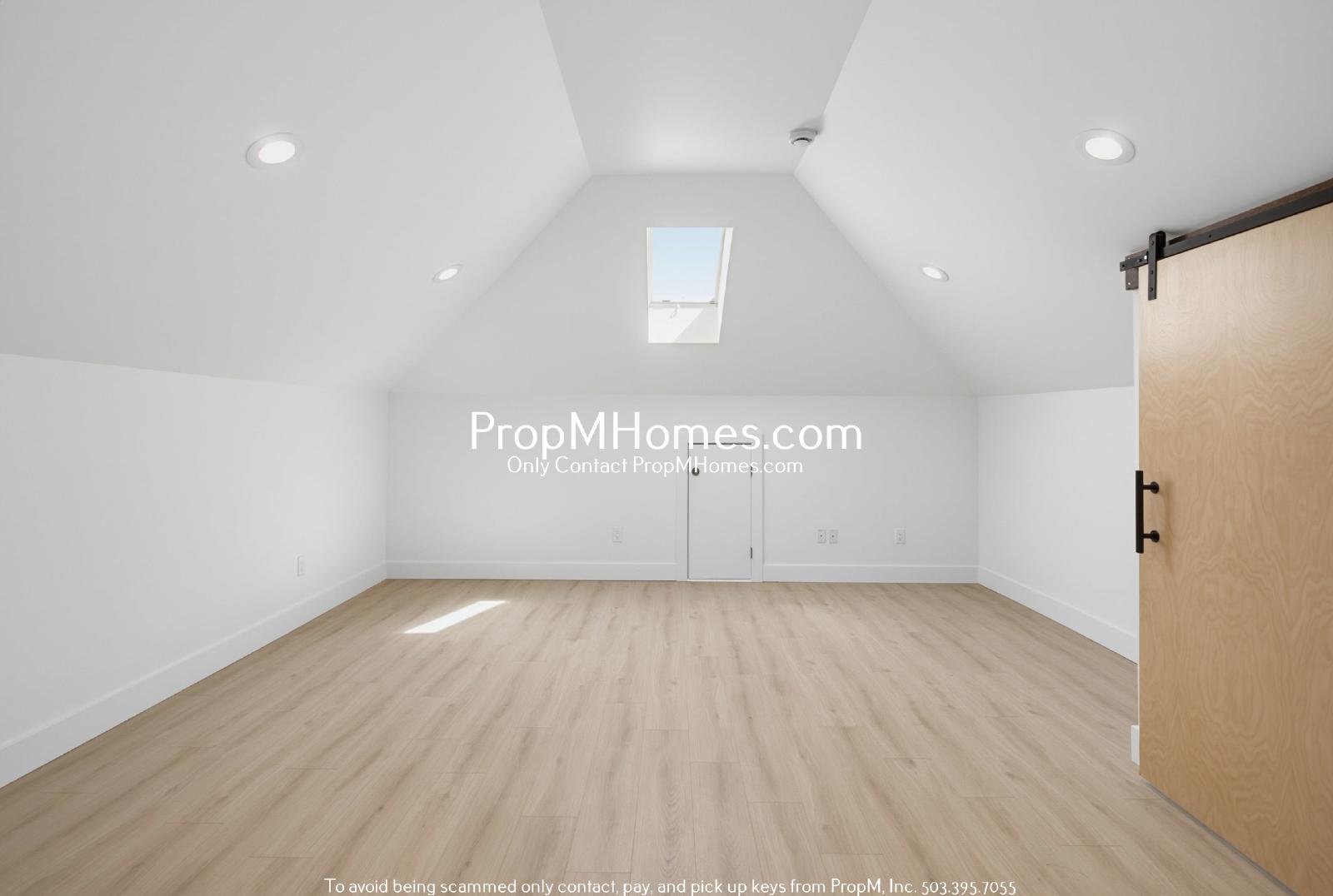 Updated Top Floor Studio Unit! property image