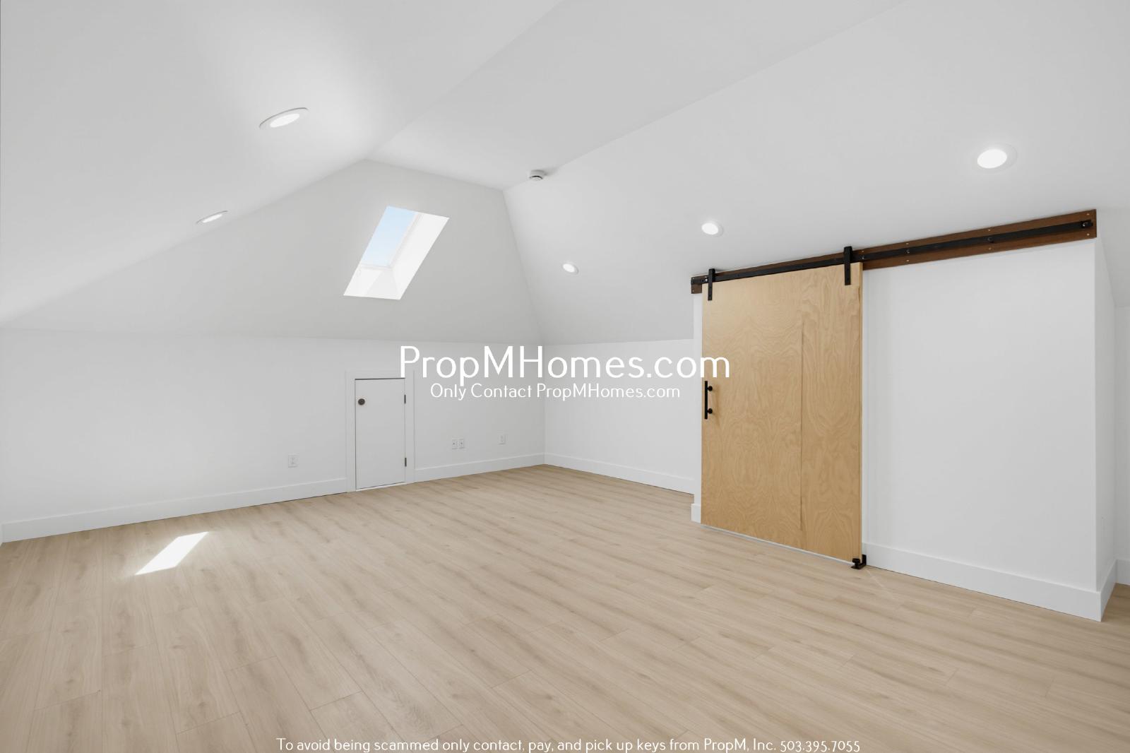 Updated Top Floor Studio Unit! property image