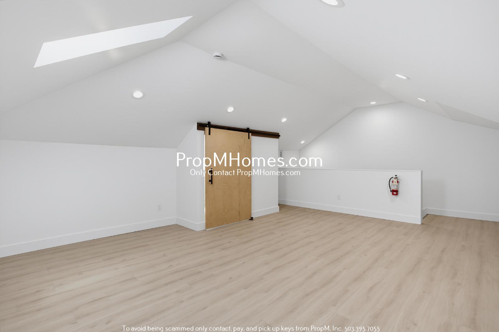 Updated Top Floor Studio Unit! property image