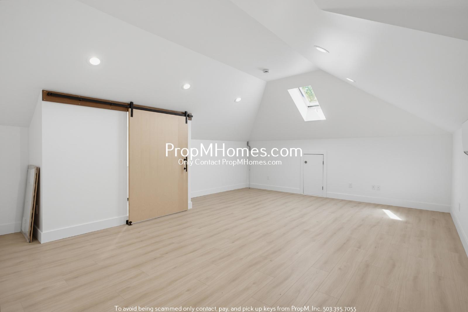 Updated Top Floor Studio Unit! property image