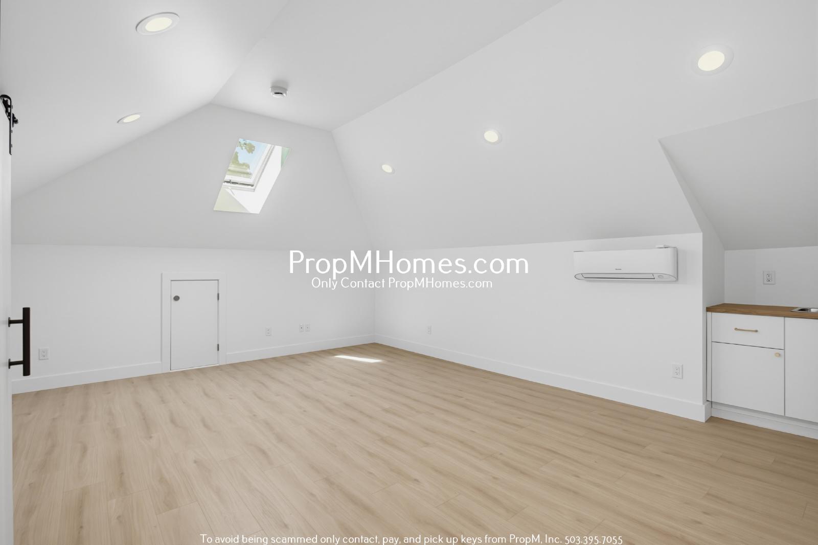 Updated Top Floor Studio Unit! property image