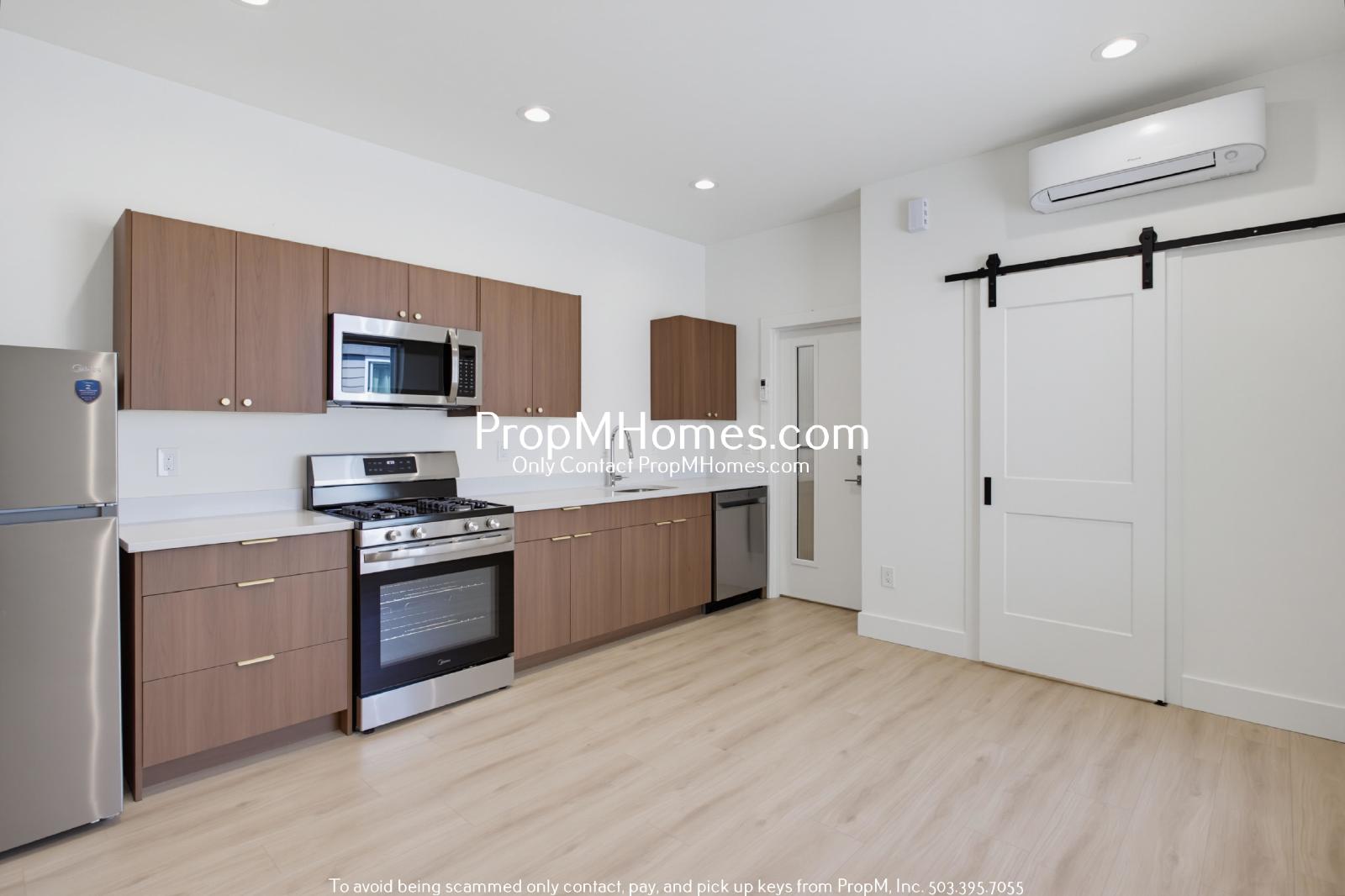 Updated Second Floor One Bedroom Unit! property image