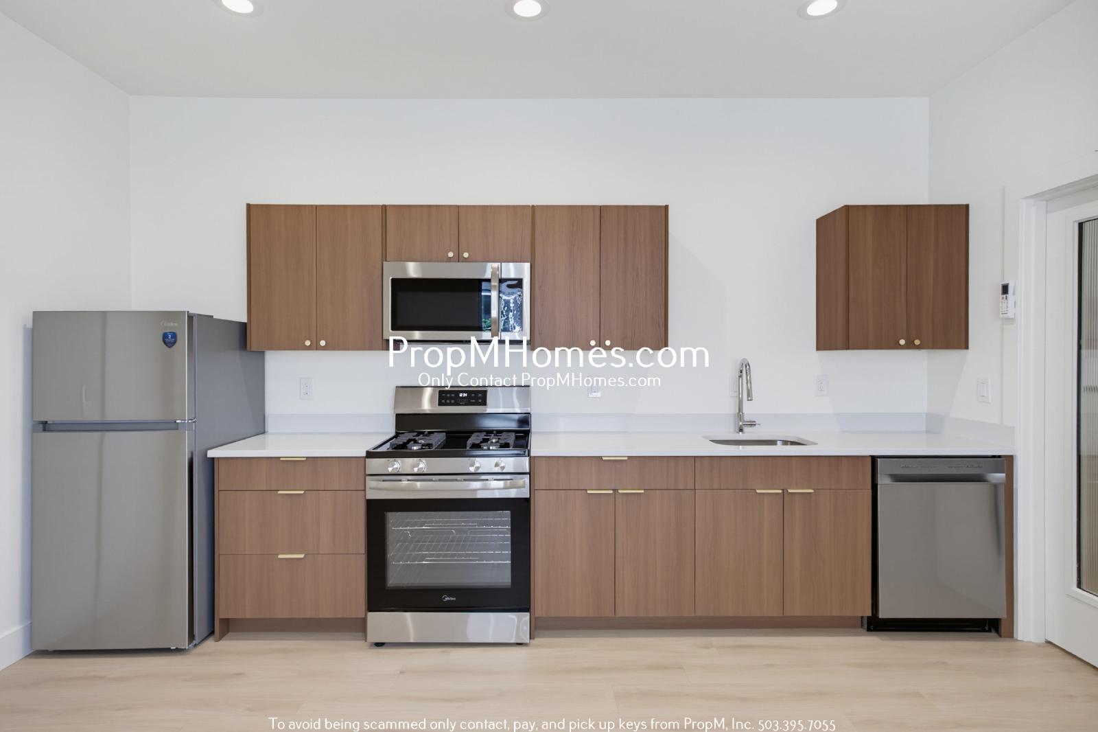 Updated Second Floor One Bedroom Unit! property image