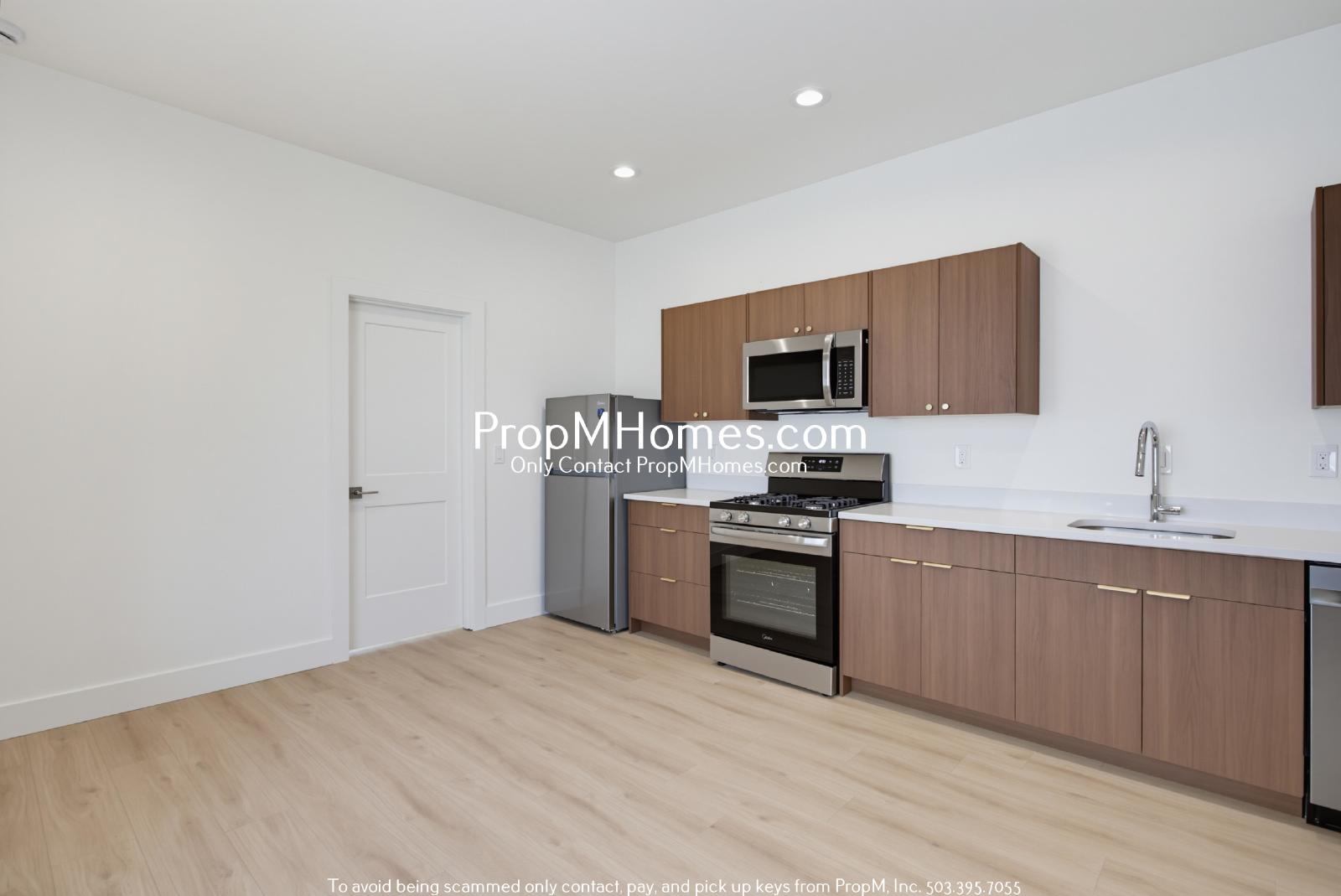 Updated Second Floor One Bedroom Unit! property image