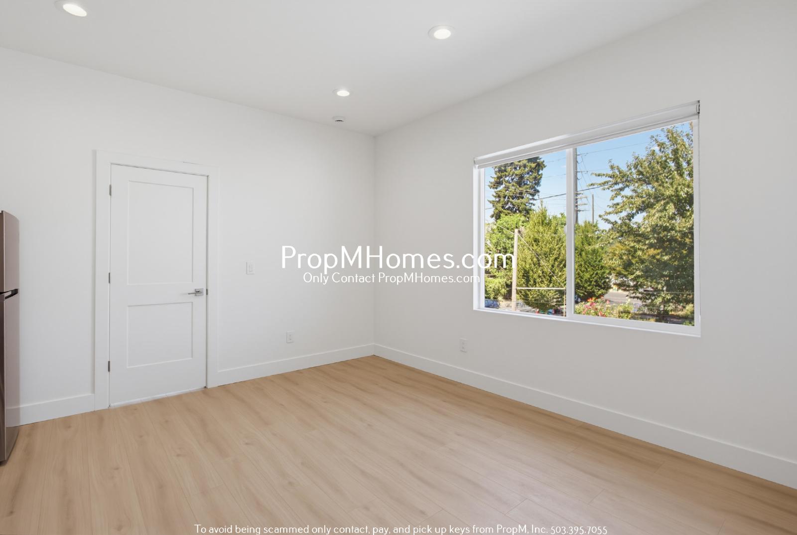 Updated Second Floor One Bedroom Unit! property image
